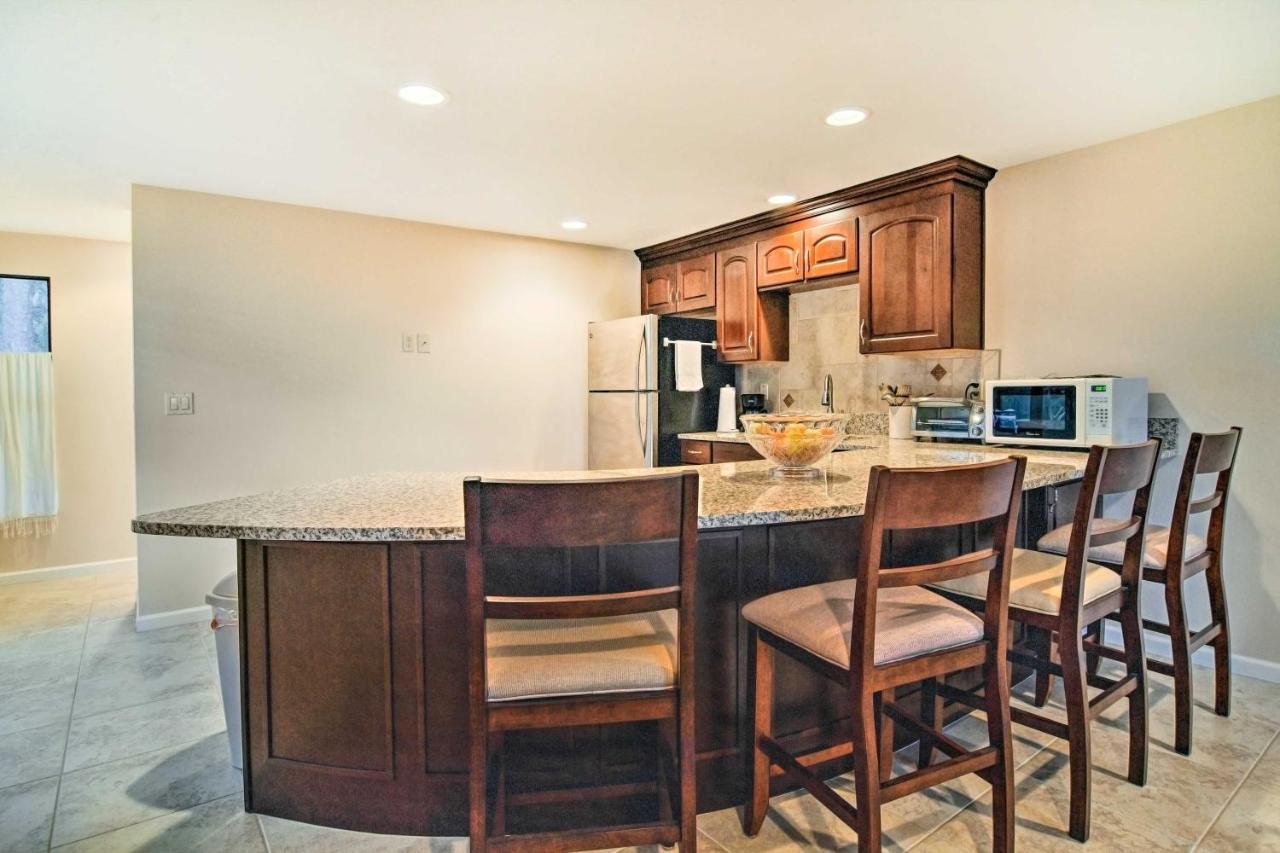Sleek Largo Studio With Pond Less Than 7 Mi To Beach! Exterior photo