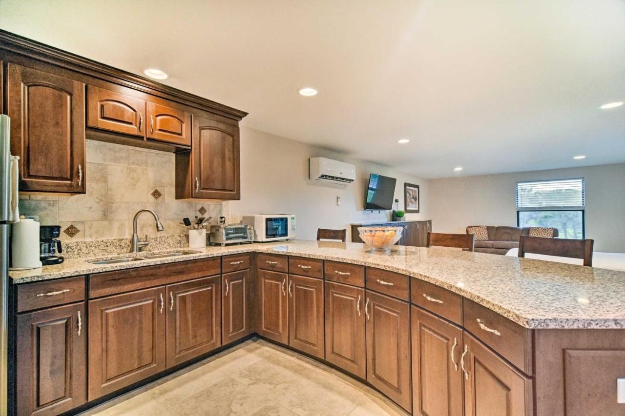 Sleek Largo Studio With Pond Less Than 7 Mi To Beach! Exterior photo