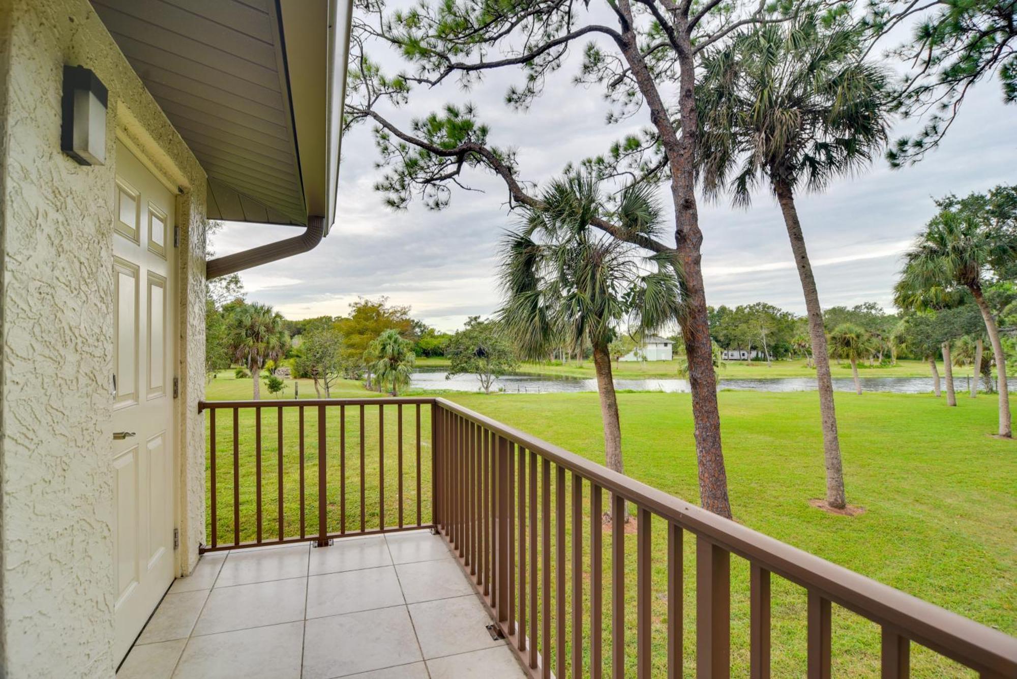 Sleek Largo Studio With Pond Less Than 7 Mi To Beach! Exterior photo