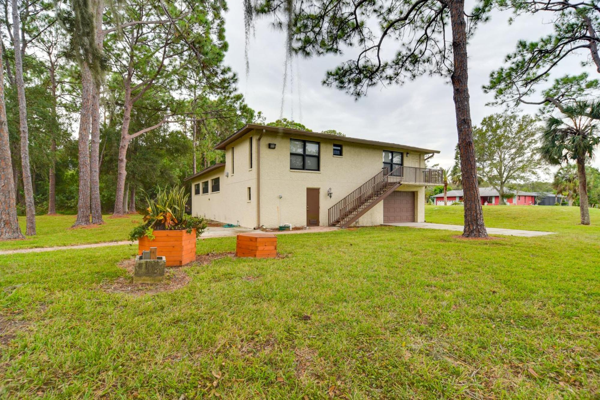 Sleek Largo Studio With Pond Less Than 7 Mi To Beach! Exterior photo